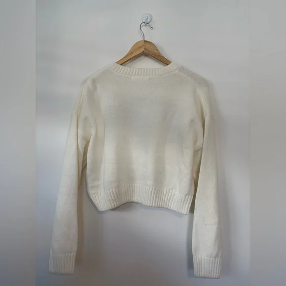 Chic Knitted Sweater - Picture 2 of 3